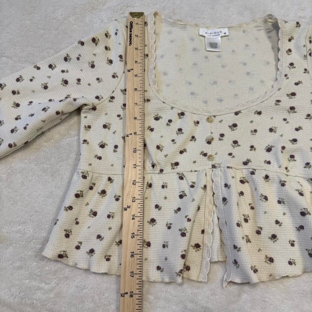 floral long sleeve - Picture 6 of 6
